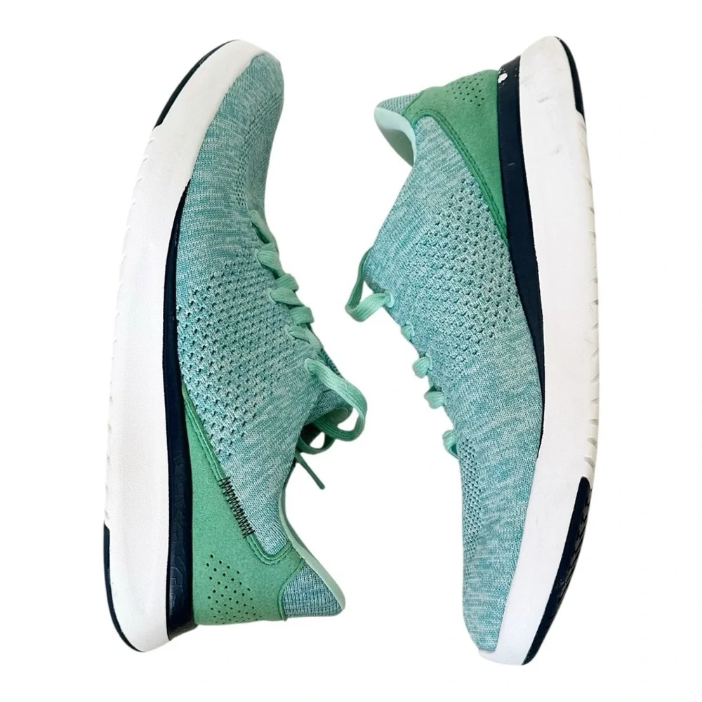 Kizik Women's Hands Free Slip On Sneakers Mint Green - Picture 4 of 8